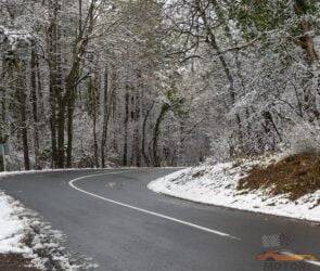 Navigating Snowy Roads