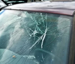 Windshield Cracks