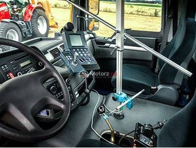 Shifting Gears: Navigating the Automotive Landscape 6 Navigating the Automotive Landscape