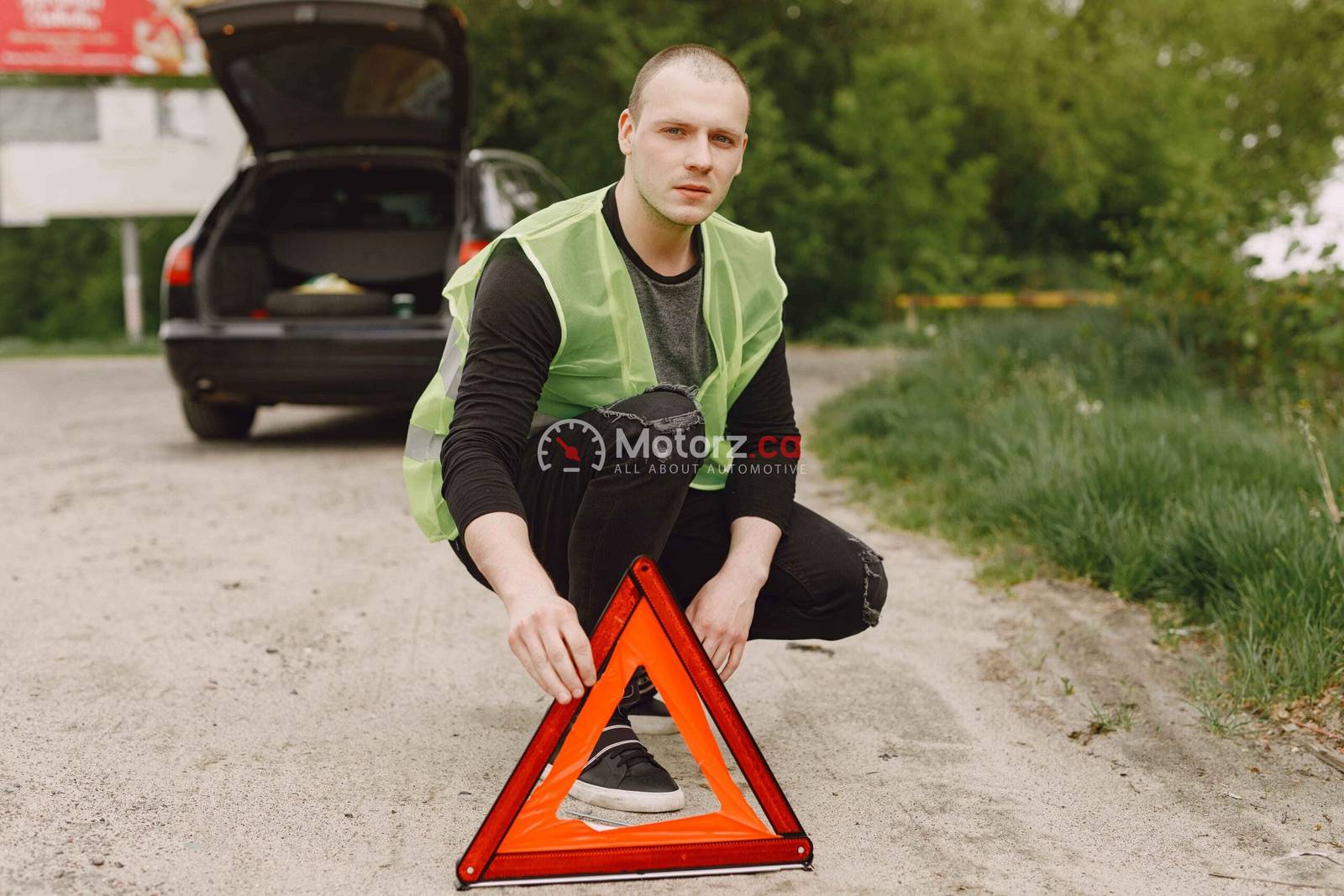When to See a Mechanic: The 5 Warning Signs Your Car Needs a Pro