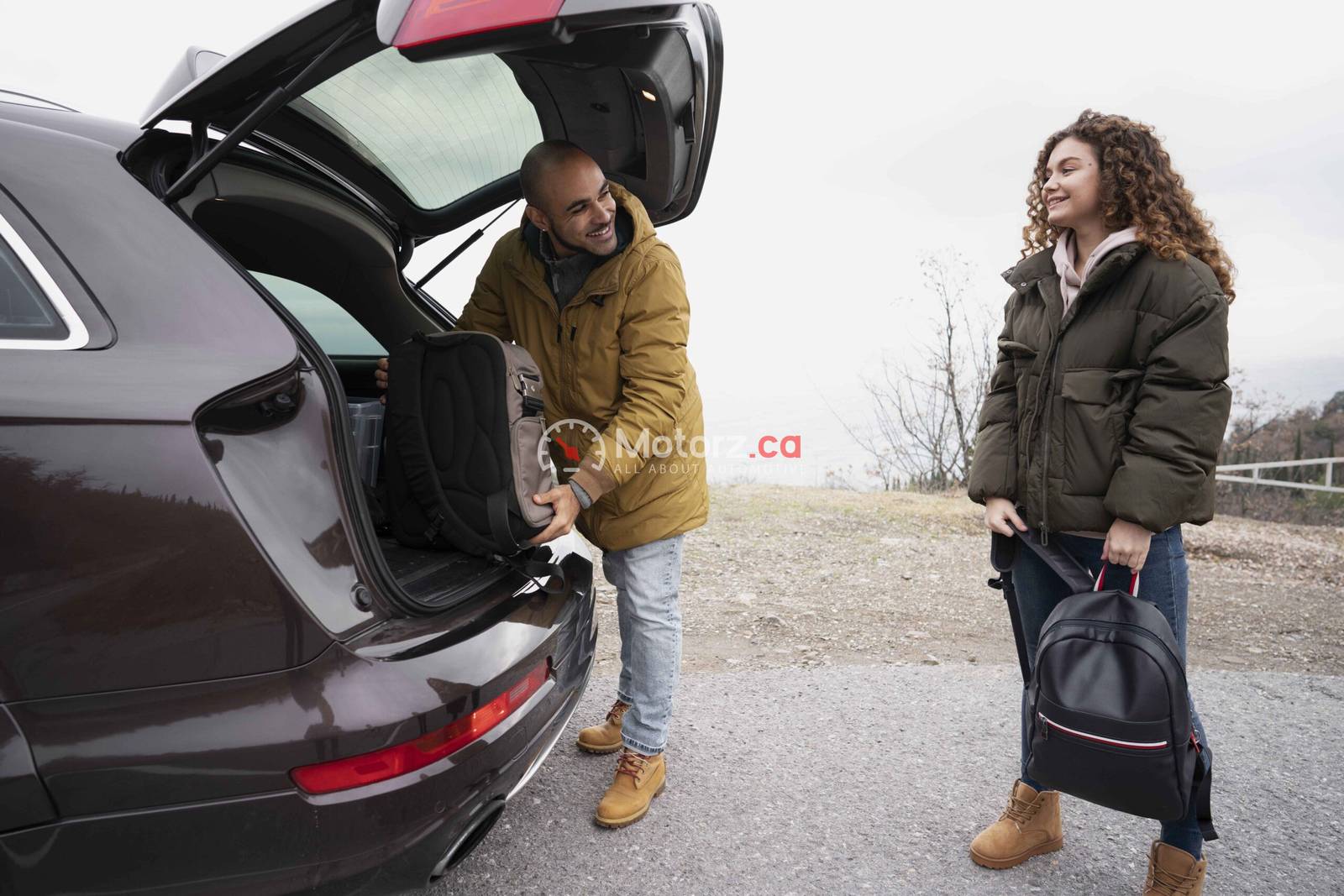7 Essentials Every Ottawa Motorist Needs in Their Trunk