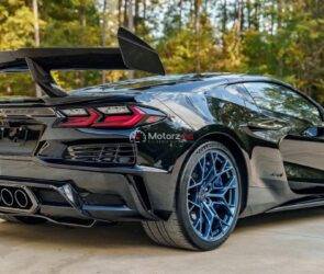 Corvette ZR1 Flippers Score