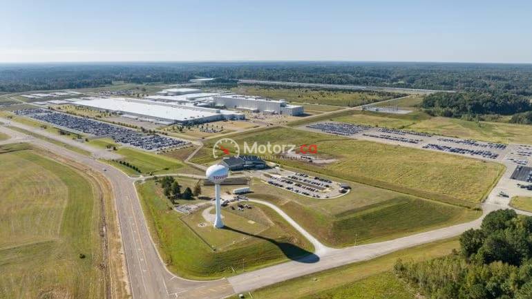 Toyota’s $912 Million Hybrid Power