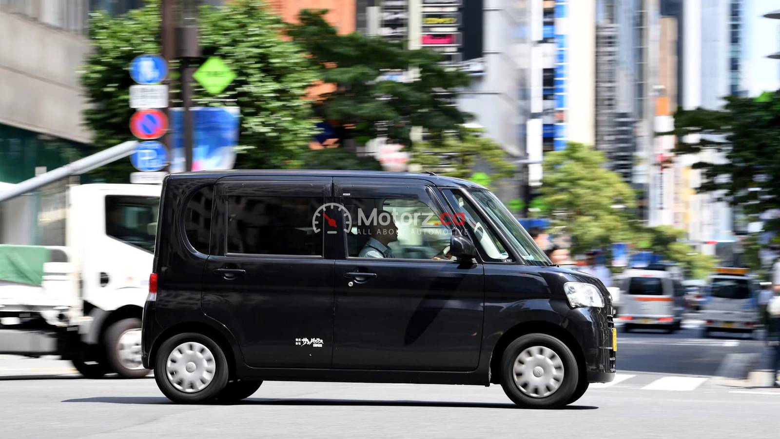 The Roadblocks for Micro Cars in America: Why Tiny Vehicles Struggle to Conquer the U.S. Market