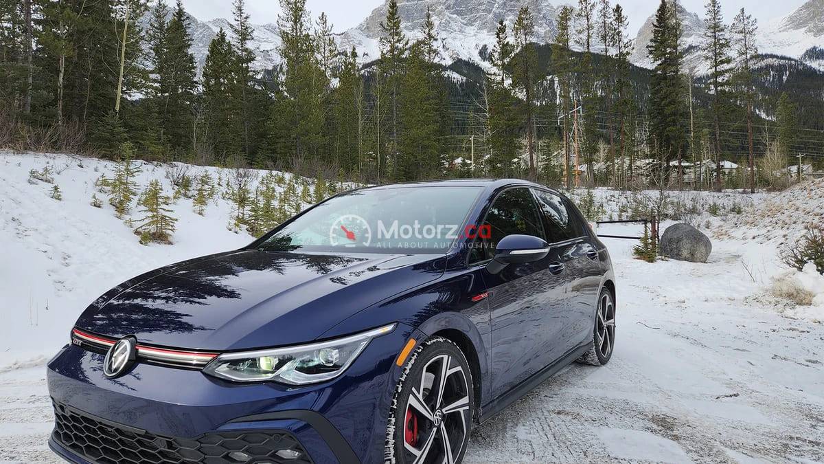 The Ultimate Winter Car Prep Checklist: 10 Essential Steps to Prepare Your Vehicle for the Cold