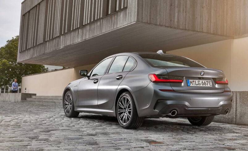 BMW Plug-In Hybrid Alert: Urgent Global Recall Issued Over High-Voltage Battery Fire Risks