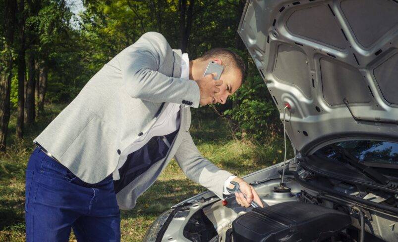 Northern Ontario EV Guide: Maintaining Your Electric Vehicle Battery in Minus 30 Weather